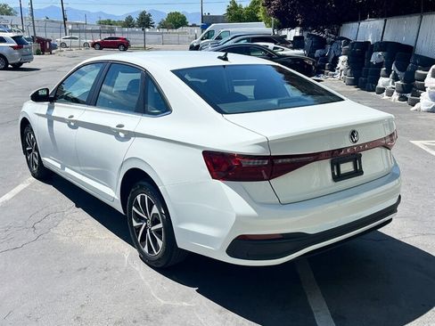 Used 2025 Volkswagen Jetta S FWD image 5