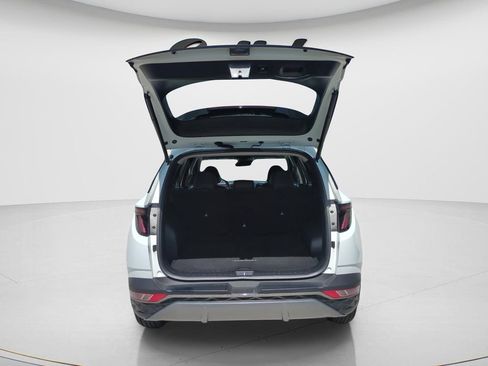 Used 2022 Hyundai Tucson Limited w/ Cargo Package FWD image 10