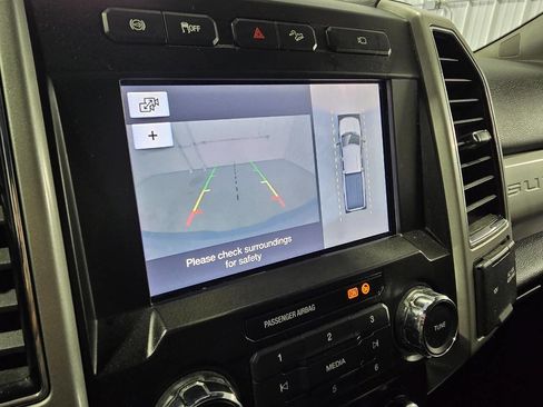 Used 2019 Ford F350 Lariat w/ Lariat Value Package image 13