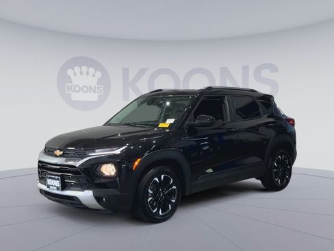 Used 2023 Chevrolet TrailBlazer LT w/ Convenience Package FWD image 5