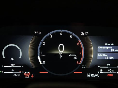 Used 2025 Lexus GX 550 w/ Accessory Package (2T) image 24