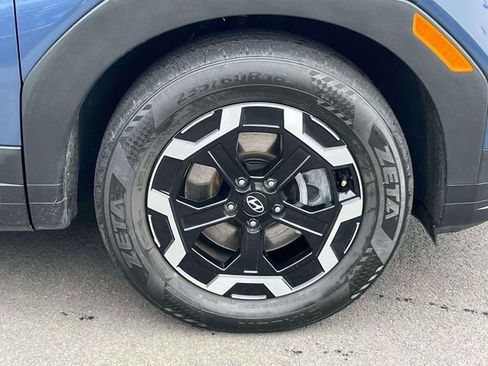 Certified 2025 Hyundai Santa Fe SEL image 8