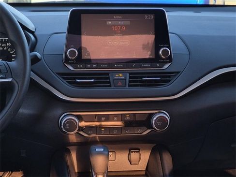 Certified 2020 Nissan Altima 2.5 S image 24