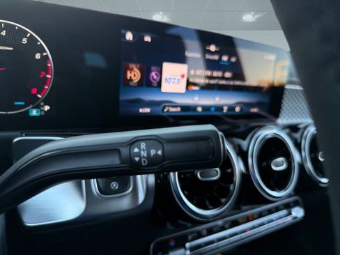 New 2026 Mercedes-Benz GLB 250 image 15