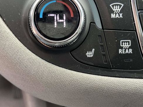 Used 2024 Chevrolet Malibu LT image 15