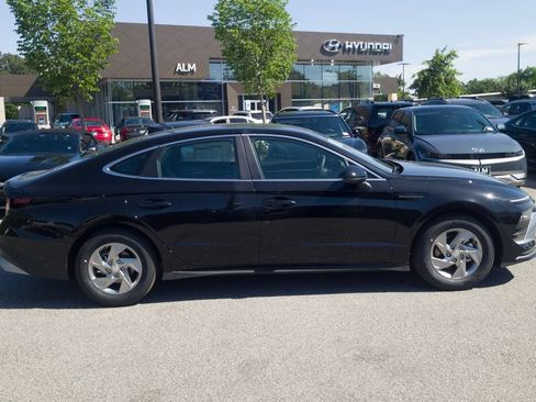 New 2026 Hyundai Sonata SE FWD image 4