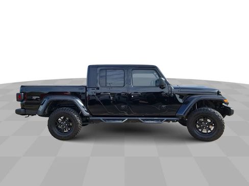 Used 2022 Jeep Gladiator Sport image 9