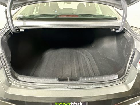 Used 2025 Hyundai Elantra SEL FWD image 30