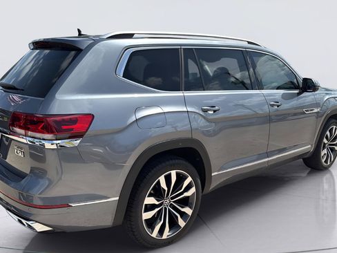Used 2021 Volkswagen Atlas SEL Premium R-Line AWD/4WD image 2