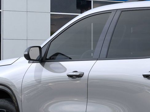 New 2026 Chevrolet Traverse RS image 12