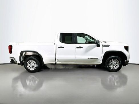 Used 2023 GMC Sierra 1500 Pro w/ Pro Value Package image 8