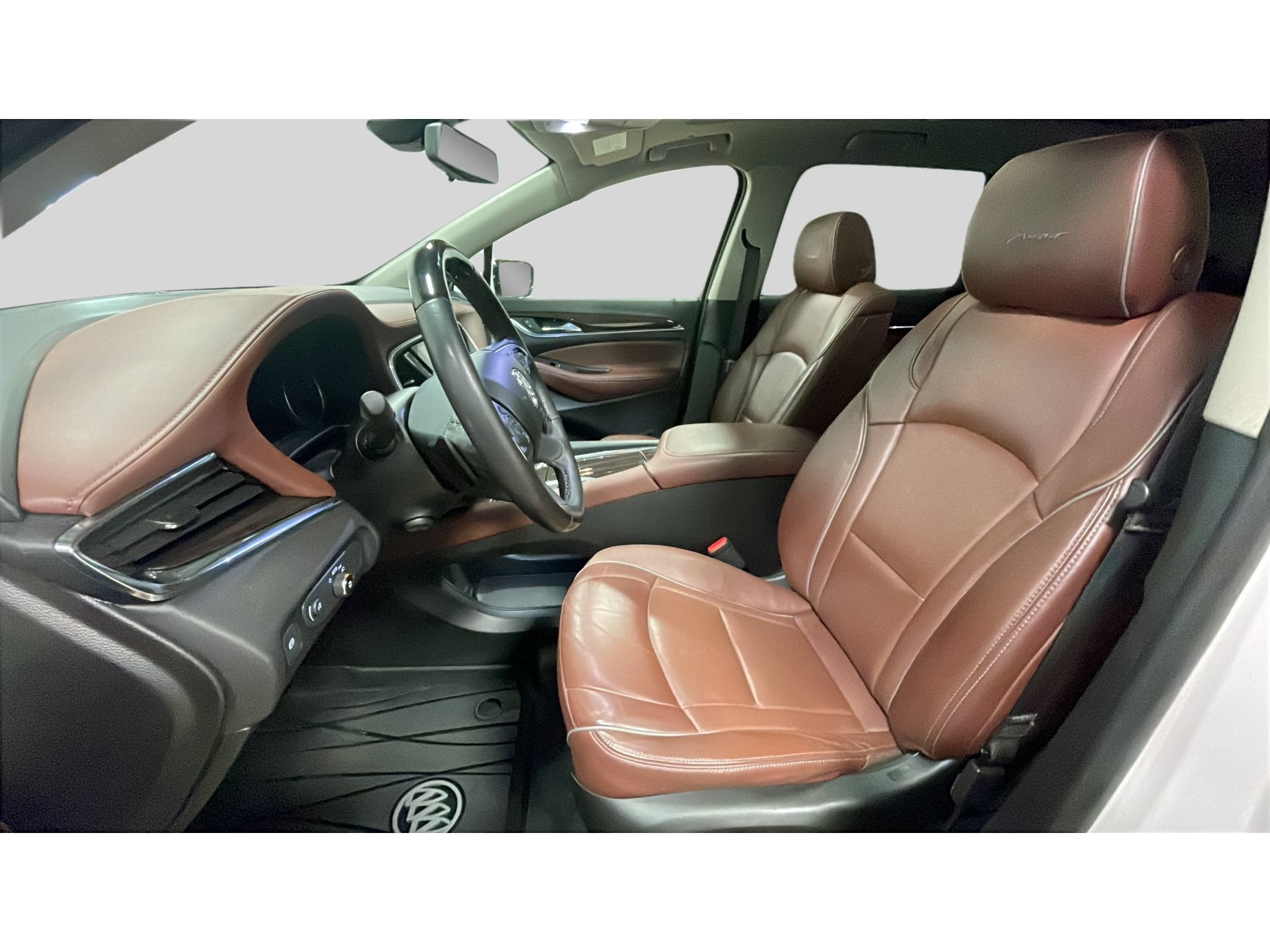 Used 2021 Buick Enclave Avenir w/ Avenir Technology Package AWD/4WD image 11