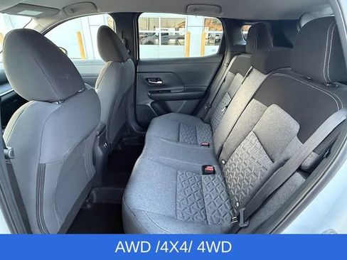 Used 2025 Nissan Kicks SV w/ Illumination Package AWD/4WD image 13