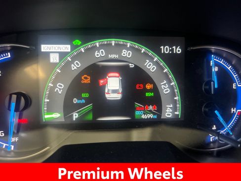 Used 2025 Toyota RAV4 XLE w/ Convenience Package AWD/4WD image 13