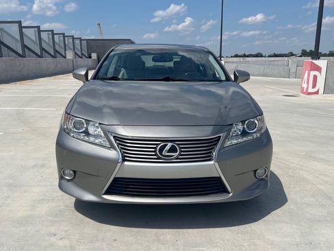 Used 2015 Lexus ES 350 w/ Premium Package FWD image 3