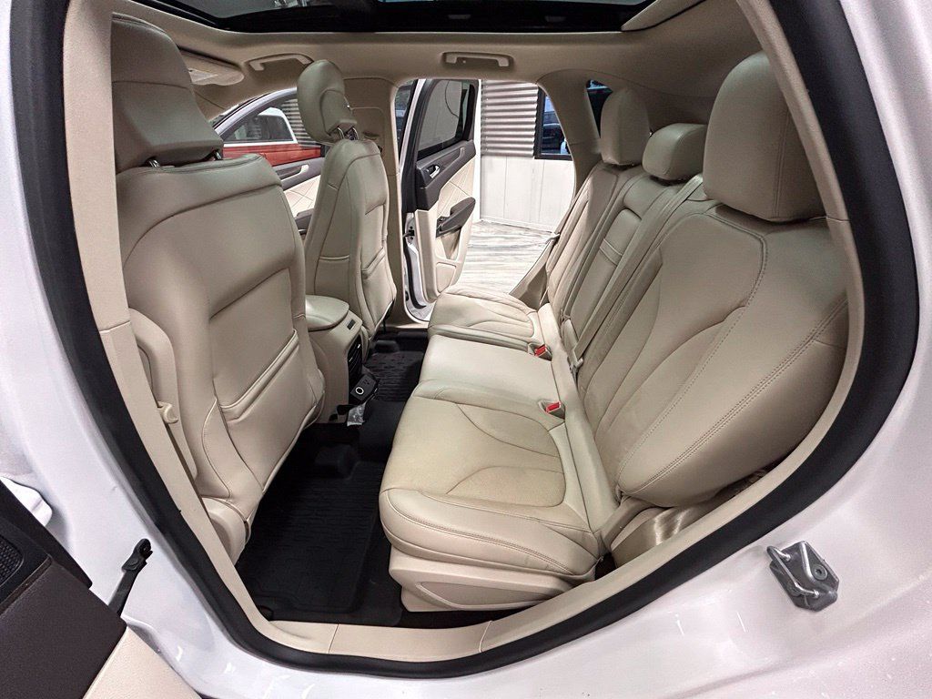 Used 2018 Lincoln MKC Reserve FWD image 50