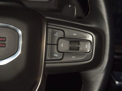 Used 2023 GMC Sierra 1500 AT4 w/ Technology Package AWD/4WD image 36
