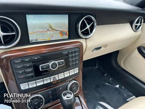 Used 2014 Mercedes-Benz SLK 350 image 11