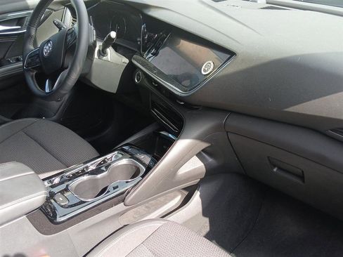 Used 2023 Buick Envision Preferred FWD image 10