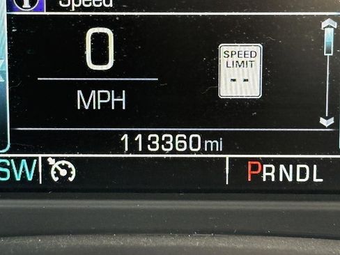 Used 2020 Chevrolet Suburban Premier image 25