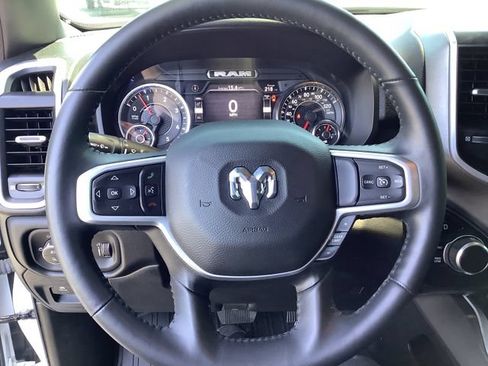 Used 2023 RAM 1500 Big Horn AWD/4WD image 11