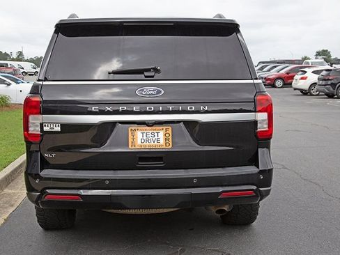 Used 2022 Ford Expedition XLT RWD image 24
