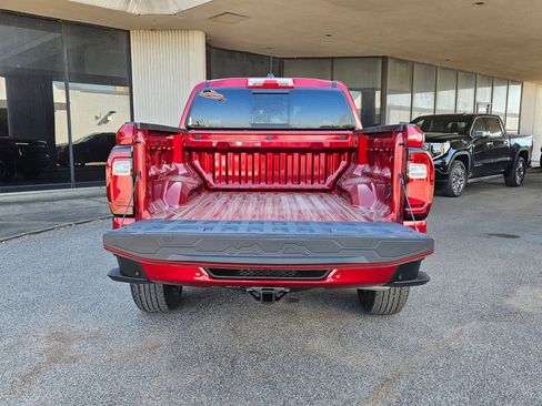 New 2026 GMC Canyon AT4 image 4