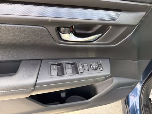 Used 2025 Honda CR-V EX image 16