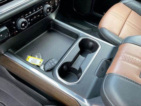 Certified 2025 Chevrolet Silverado 3500 High Country w/ High Country Premium Package image 17