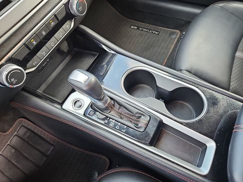 Used 2024 Nissan Altima 2.5 SR image 19