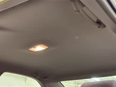 Used 2003 Toyota Camry LE image 22