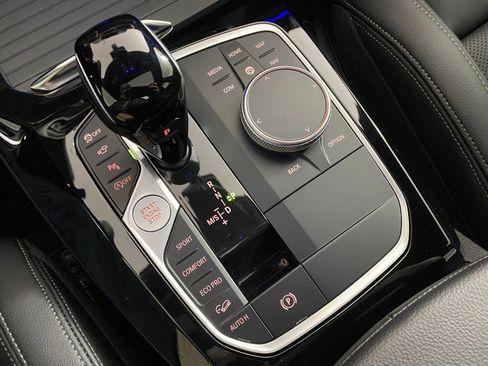 Certified 2024 BMW X3 xDrive30i w/ Premium Package image 19