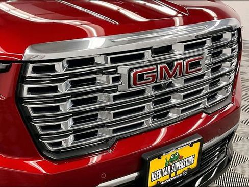 Used 2025 GMC Acadia Denali w/ Super Cruise Package image 32