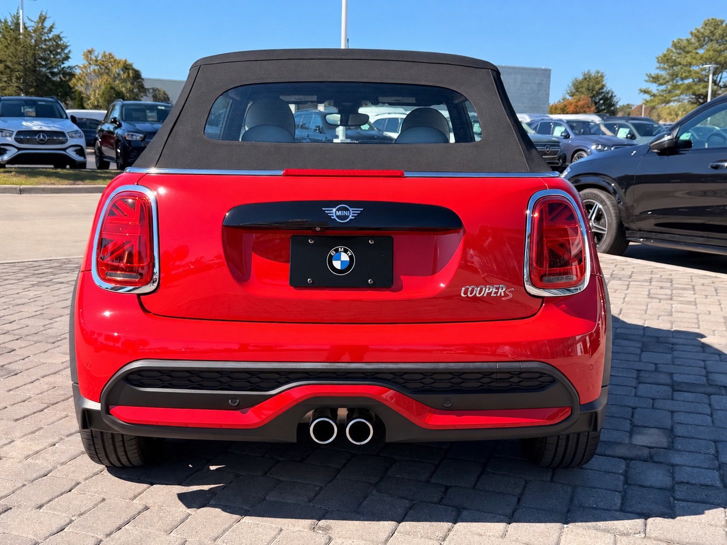 Used 2024 MINI Cooper S FWD image 8