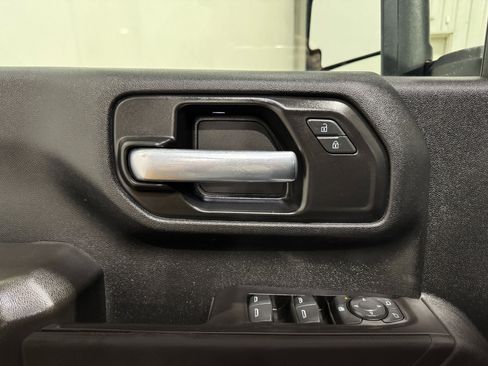 Used 2021 Chevrolet Silverado 2500 W/T w/ WT Convenience Package image 29