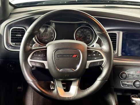 Used 2018 Dodge Charger R/T Scat Pack image 13