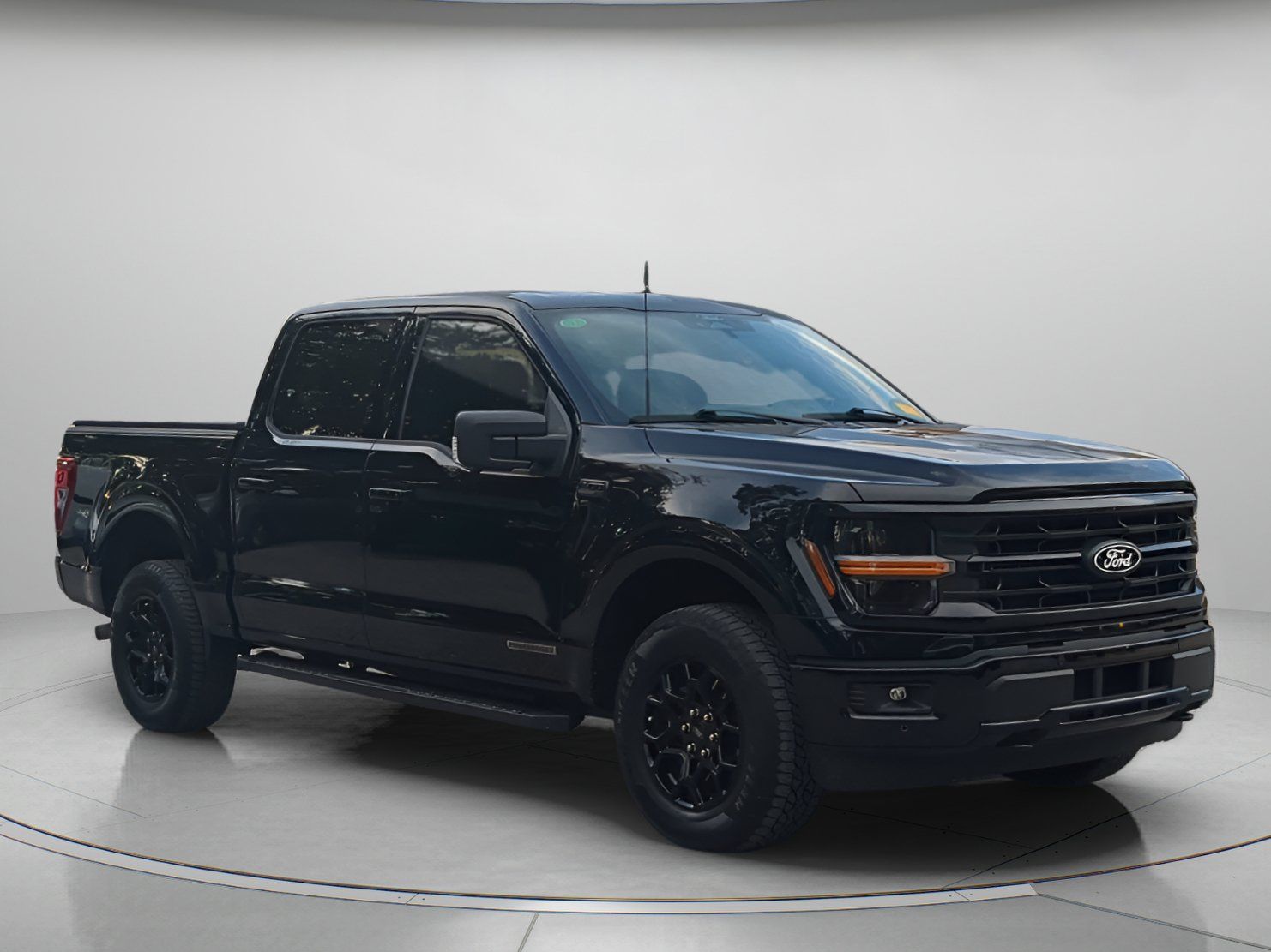 Certified 2024 Ford F150 XLT w/ Equipment Group 302A MID AWD/4WD image 38