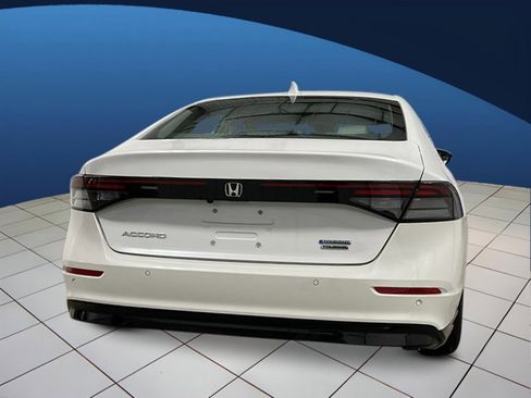 New 2025 Honda Accord Touring image 4