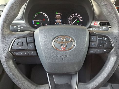 Used 2022 Toyota Sienna LE FWD image 23
