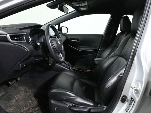 Used 2020 Toyota Corolla SE w/ Carpet Mat Package (TMS) FWD image 3