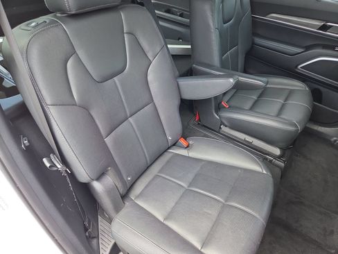 Used 2021 Kia Telluride EX w/ EX Premium Package AWD/4WD image 20
