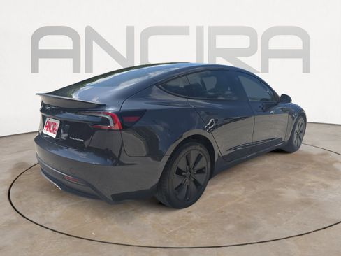 Used 2025 Tesla Model 3 Long Range AWD/4WD image 10