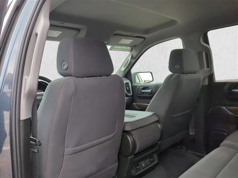 Used 2020 Chevrolet Silverado 1500 RST w/ RST Value Package AWD/4WD image 15
