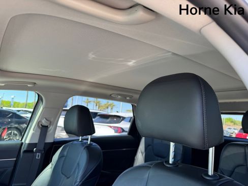 Certified 2023 Kia Sorento SX image 21
