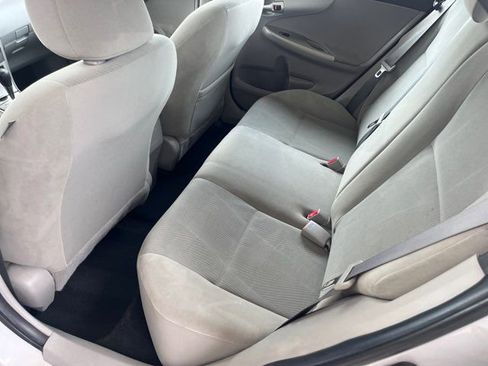 Used 2012 Toyota Corolla LE image 17