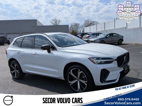 Used 2023 Volvo XC60 B6 Ultimate w/ Protection Package Premier image 6