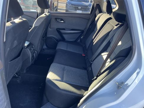 Certified 2021 Nissan Rogue SV image 11