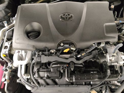 Used 2021 Toyota Camry SE image 30