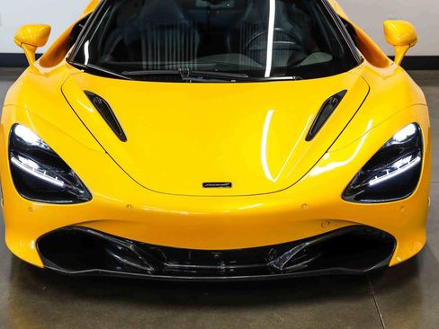 Used 2022 McLaren 720S Performance RWD image 6
