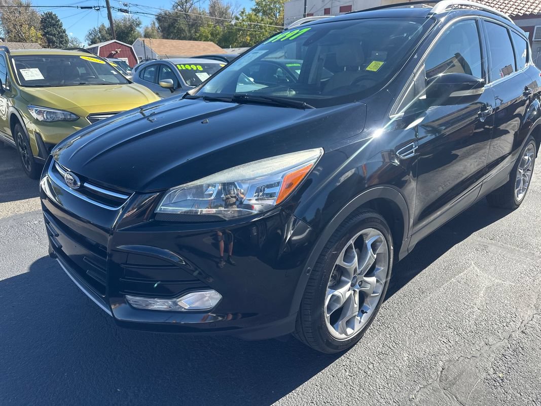 Used 2016 Ford Escape Titanium w/ Equipment Group 301A AWD/4WD image 2